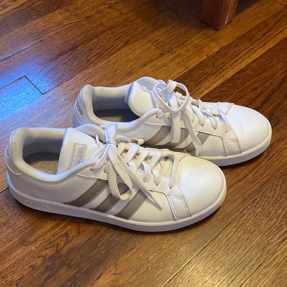 Women’s Adidas cloud foam comfort - Picture 6 of 7